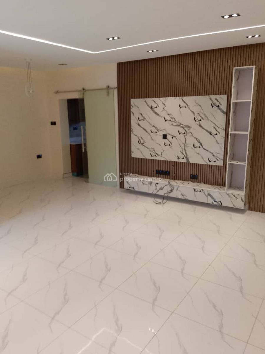 Luxury 4 Units of 3 Bedroom Service Apartment with Private Car Park, Maryland Estate Ikeja, Maryland, Lagos, Flat / Apartment for Rent