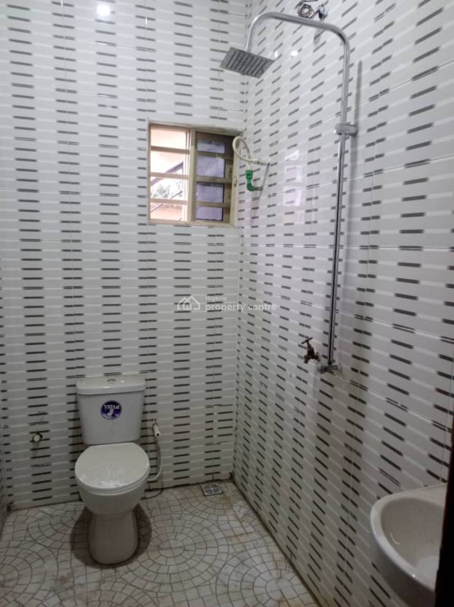 Standard 2 Bedroom Apartment  in an Estate, Lakowe, Ibeju Lekki, Lagos, Flat / Apartment for Rent