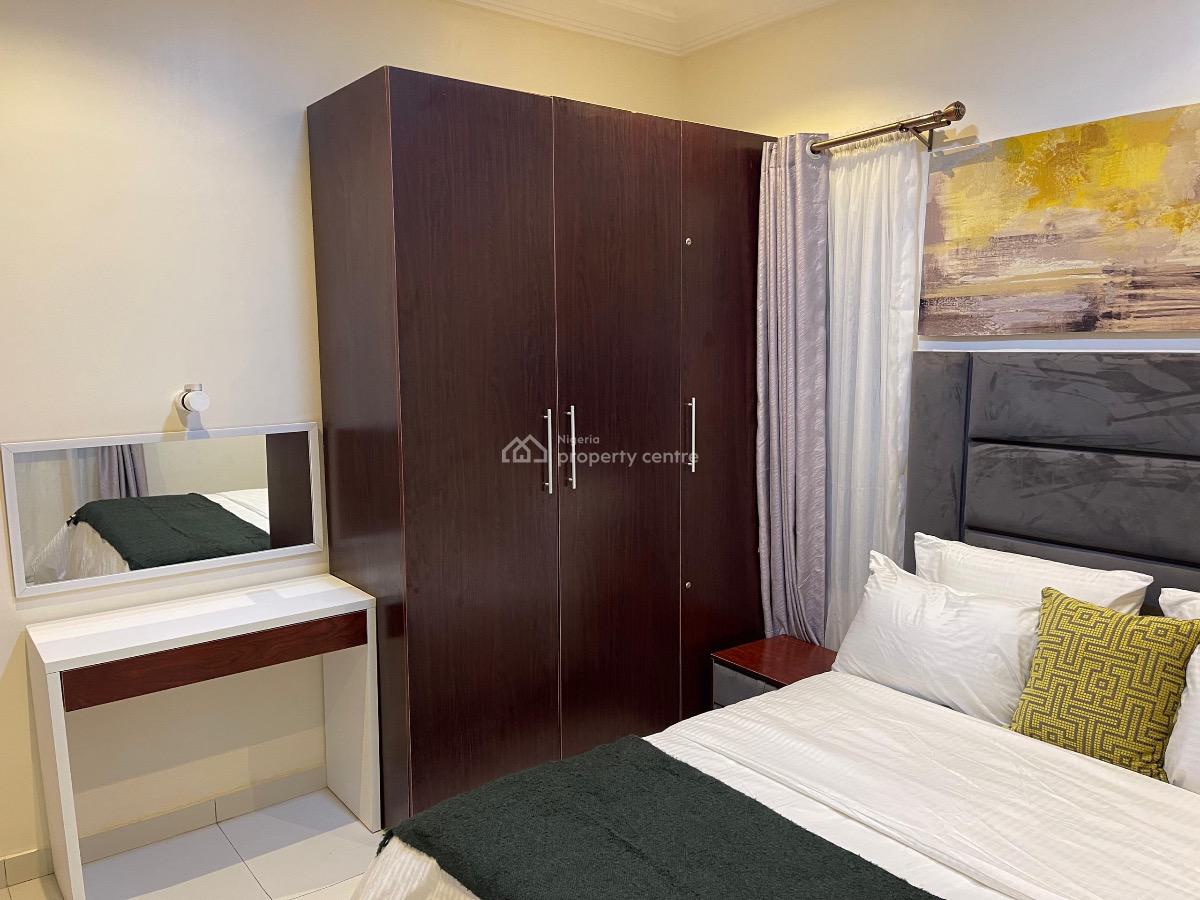 Beautifully Furnished 2bedroom Fully Serviced Apartment, Off Admiralty Way, Lekki Phase 1, Lekki, Lagos, Flat / Apartment for Rent