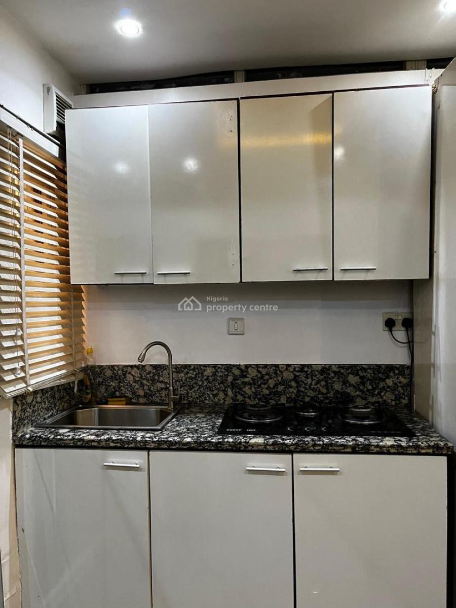 Beautifully Furnished One Bedroom Fully Serviced Apartment, Off Admiralty Way, Lekki Phase 1, Lekki, Lagos, Flat / Apartment for Rent