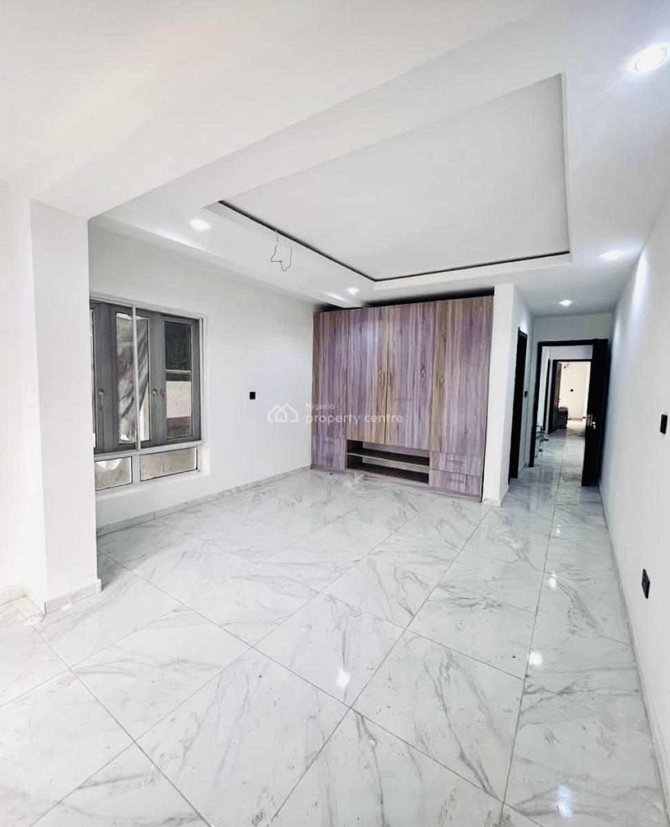 Luxury 1 Bedroom Penthouse with 3 Balconies, Lekki Phase 1, Lekki, Lagos, Mini Flat (room and Parlour) for Rent