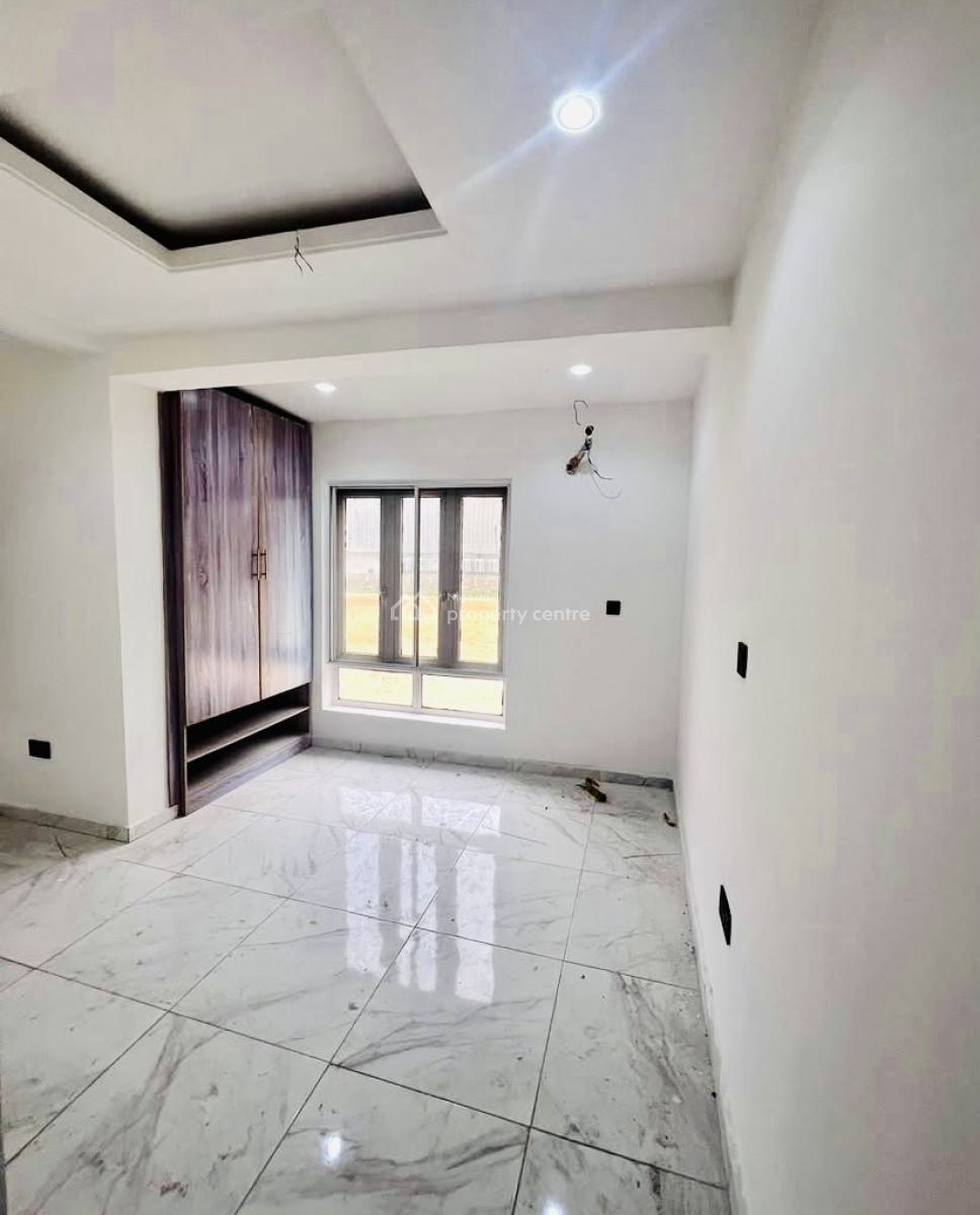 Luxury 1 Bedroom Penthouse with 3 Balconies, Lekki Phase 1, Lekki, Lagos, Mini Flat (room and Parlour) for Rent