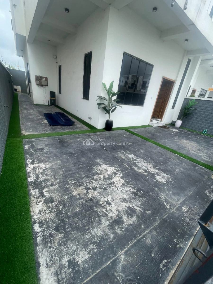 Spacious 4 Bedroom Semi Detached Duplex, Orchid, Lekki, Lagos, Semi-detached Duplex for Rent