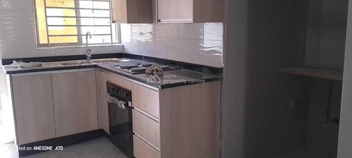 2 Bedroom Flat, Ikeja, Lagos, Block of Flats for Sale