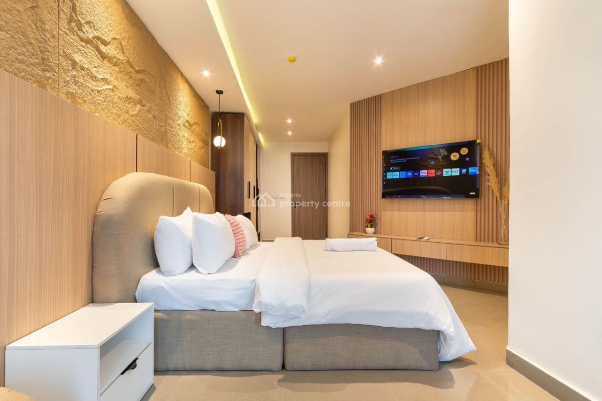 Cozy 2 Bedroom Apartment, Freedom Way., Lekki Phase 1, Lekki, Lagos, Flat / Apartment Short Let