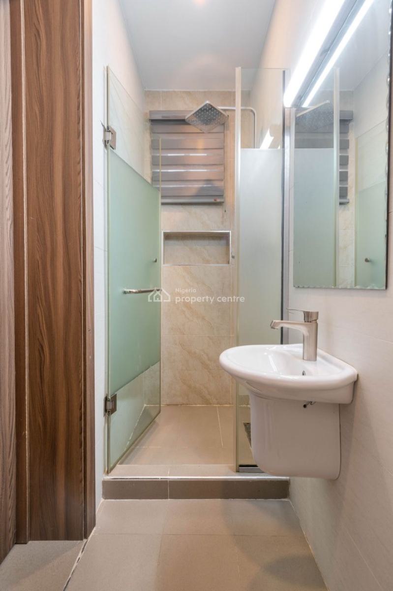 Cozy 2 Bedroom Apartment, Freedom Way., Lekki Phase 1, Lekki, Lagos, Flat / Apartment Short Let