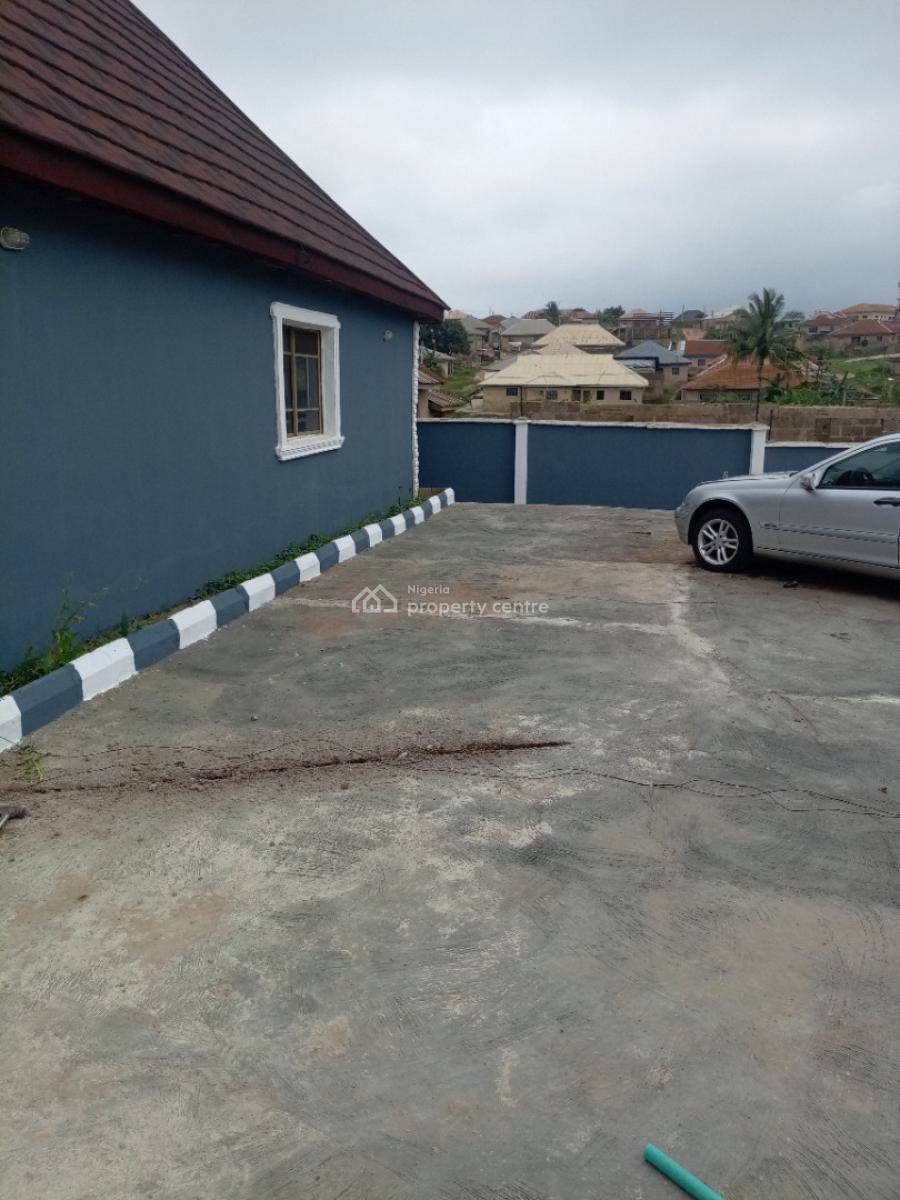 3 Bedroom Bungalow Self Compound with Full Pop, Oluwabamise, Iyana Agbala, Alakia, Ibadan, Oyo, Detached Bungalow for Rent