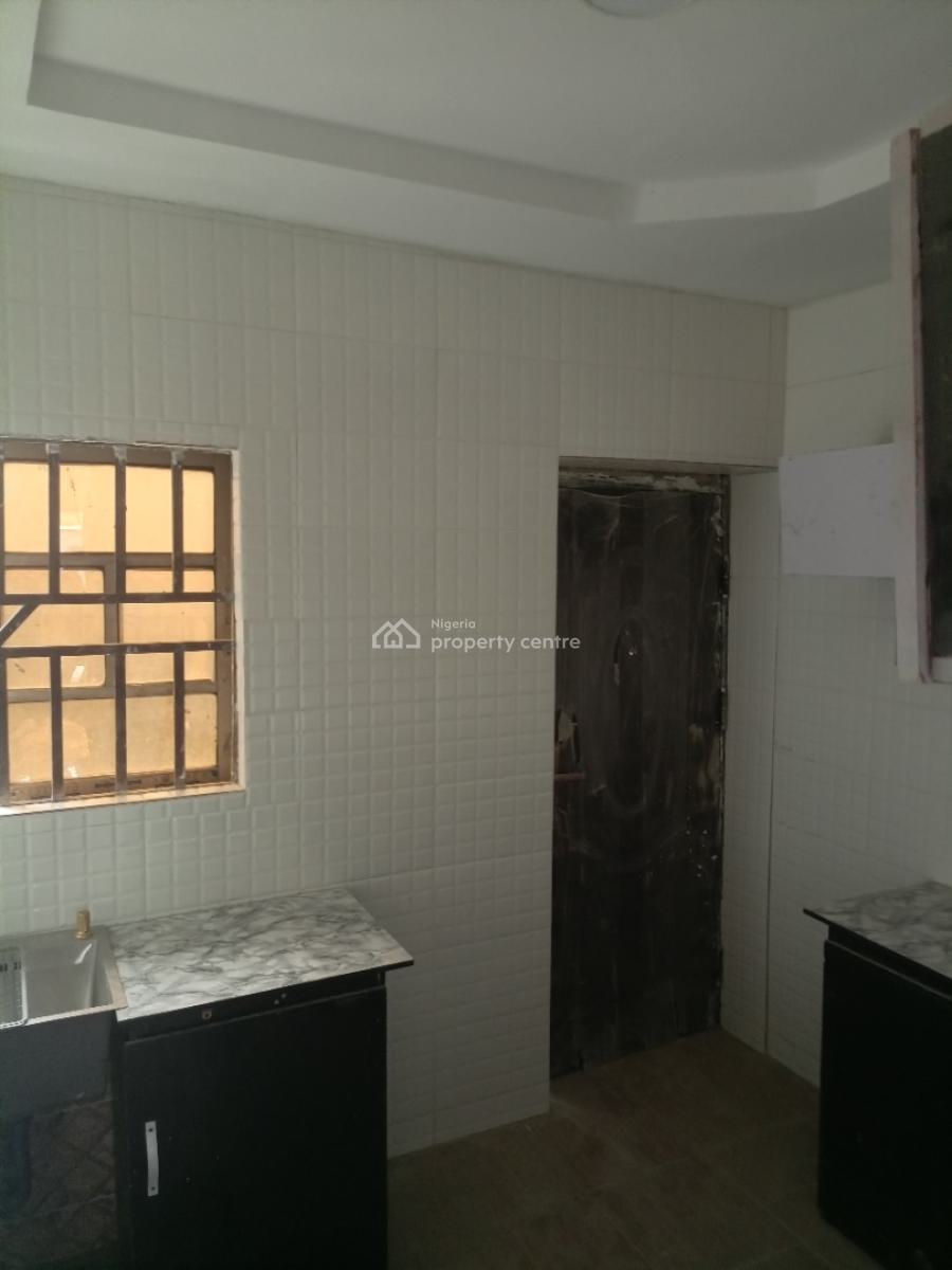3 Bedroom Bungalow Self Compound with Full Pop, Oluwabamise, Iyana Agbala, Alakia, Ibadan, Oyo, Detached Bungalow for Rent