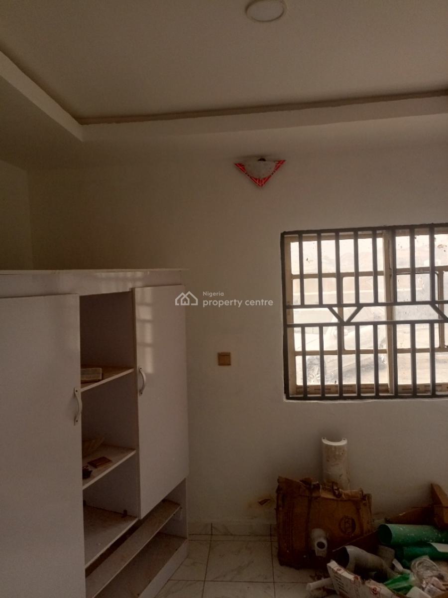 3 Bedroom Bungalow Self Compound with Full Pop, Oluwabamise, Iyana Agbala, Alakia, Ibadan, Oyo, Detached Bungalow for Rent