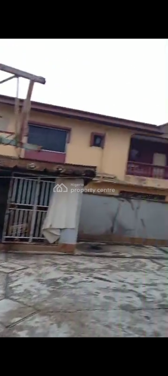 5 Rooms Upstairs, 4 Rooms Downstairs, Strategic Location with Access to Two Major Roads, Ago Palace, Isolo, Lagos, Detached Duplex for Sale