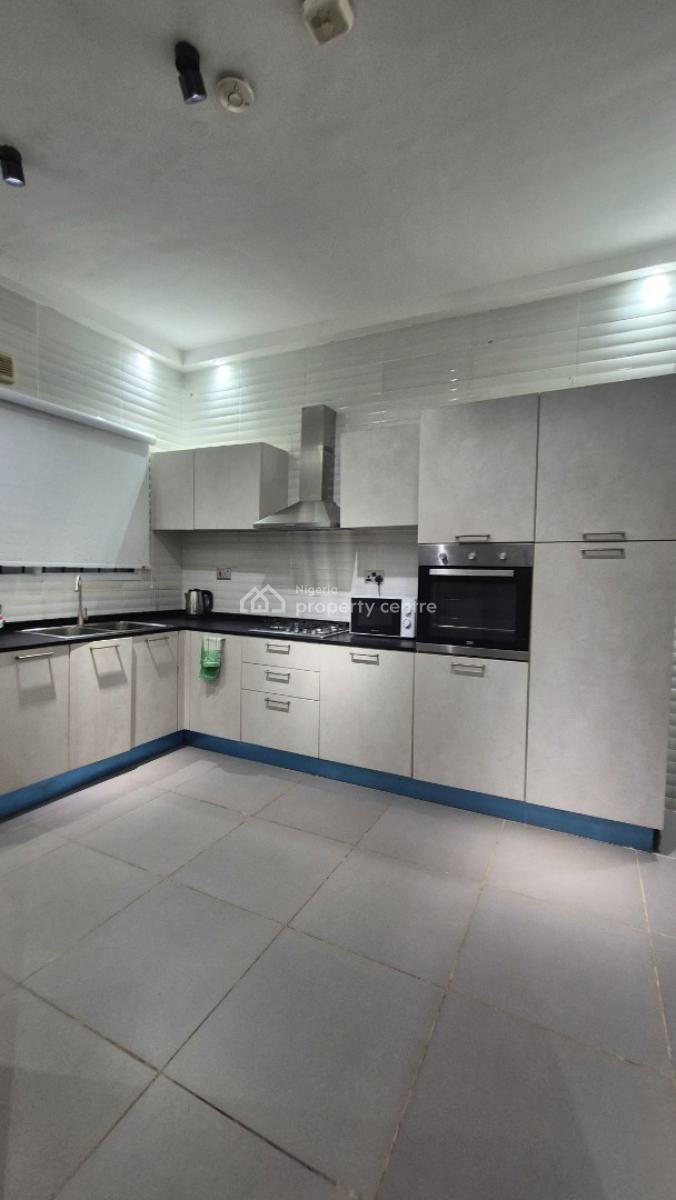 Luxurious & Spacious 3 Bedroom Duplex Exclusive Compound in Gra Ikeja, Off Issac John Street Gra Ikeja, Ikeja Gra, Ikeja, Lagos, Semi-detached Duplex Short Let