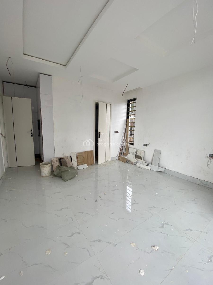 Elegant 2 Bedroom Apartment with a Serene Vicinity, Lekki Phase 1, Lekki, Lagos, House for Sale