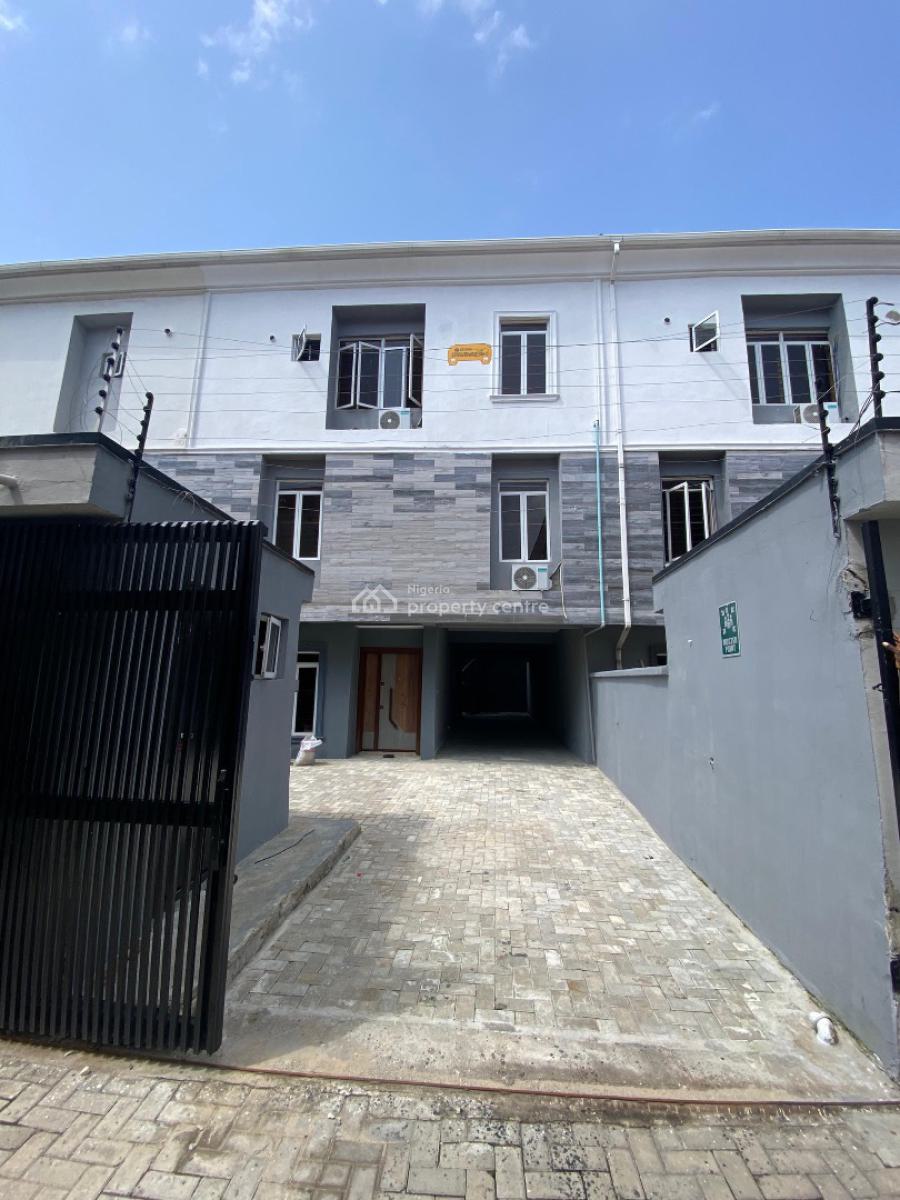 Luxurious 4 Bedroom Duplex with a Bq Located in a Prime Residence, Lekki Phase 1, Lekki, Lagos, House for Sale