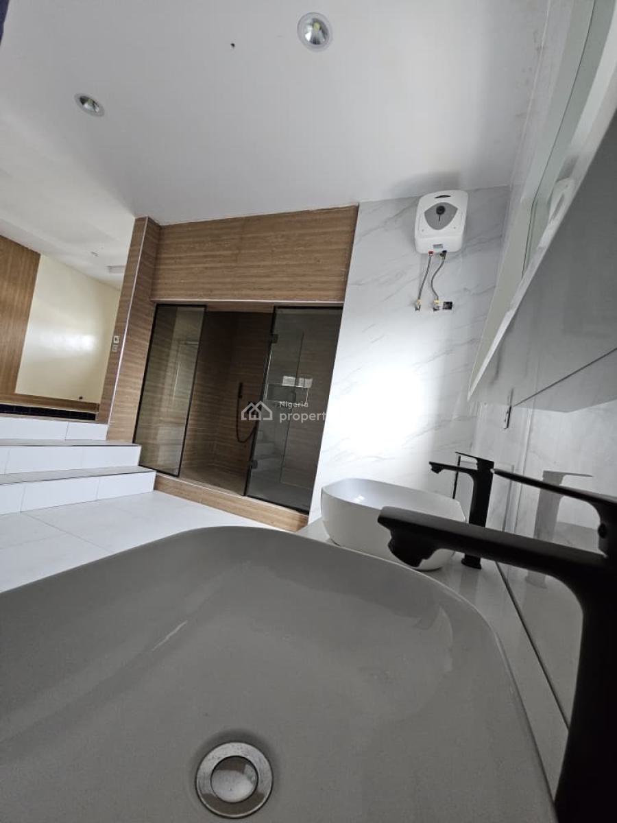 Contemporary Spacious 6 Bedroom with Bq, Cinema and Swimming Pool, Lekki Phase 1, Lekki, Lagos, Detached Duplex for Sale