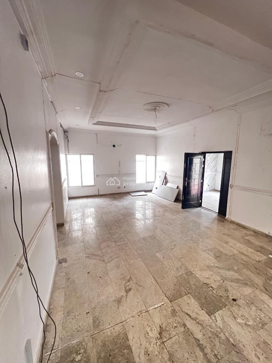 Spacious 5-bedroom Semi-detached Duplex with 1-room Bq, Lekki Phase 1, Lekki, Lagos, Semi-detached Duplex for Rent