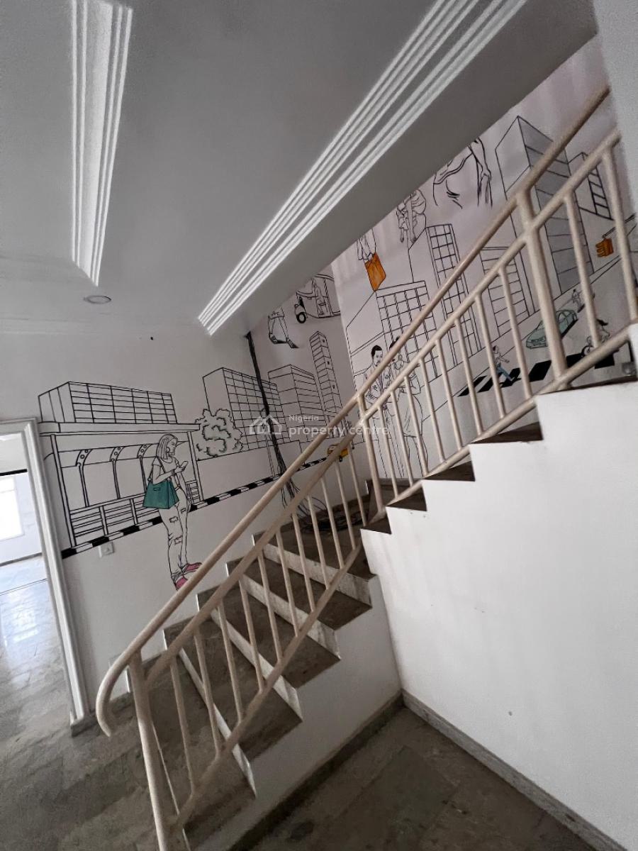 Spacious 5-bedroom Semi-detached Duplex with 1-room Bq, Lekki Phase 1, Lekki, Lagos, Semi-detached Duplex for Rent
