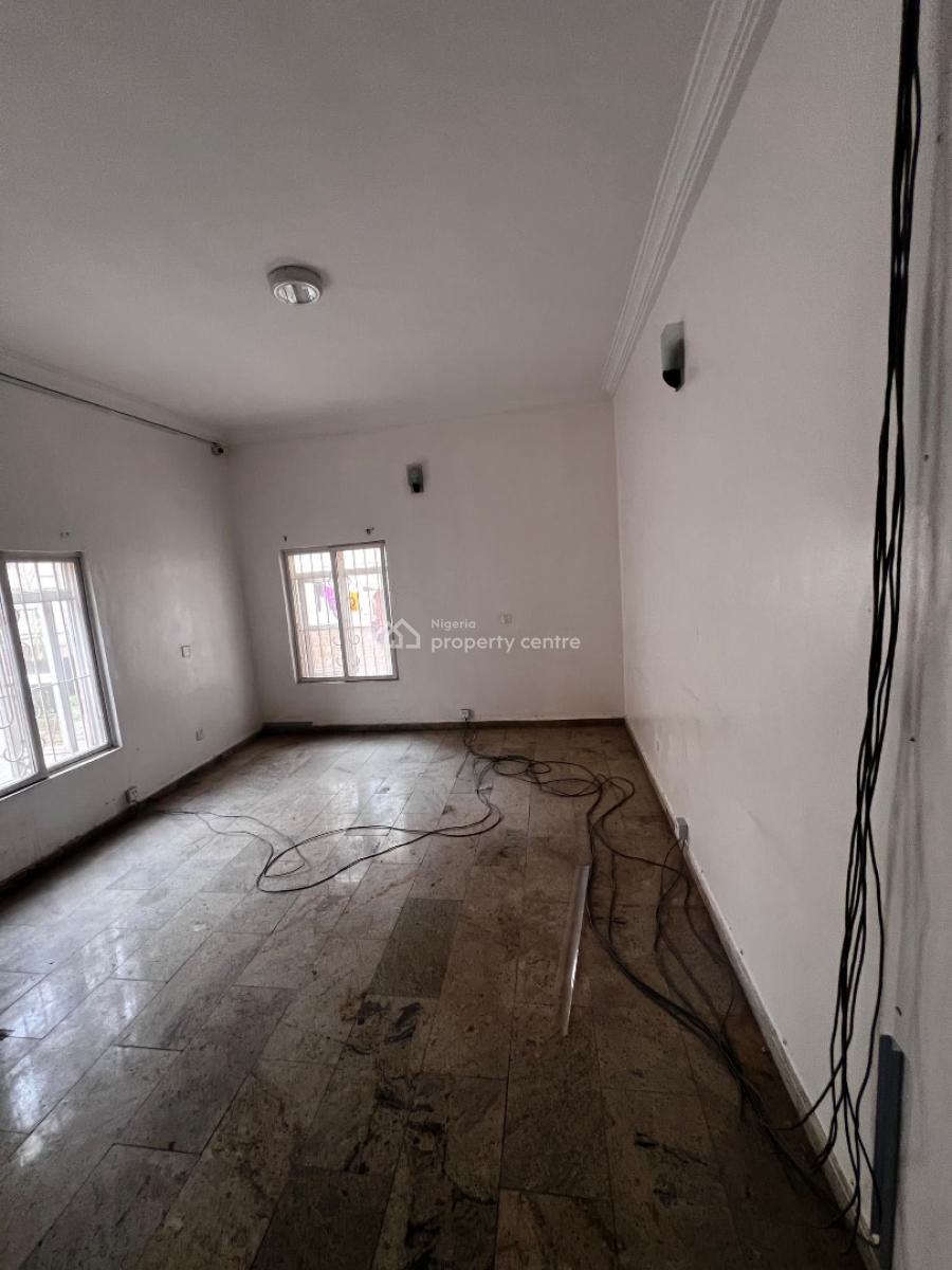 Spacious 5-bedroom Semi-detached Duplex with 1-room Bq, Lekki Phase 1, Lekki, Lagos, Semi-detached Duplex for Rent