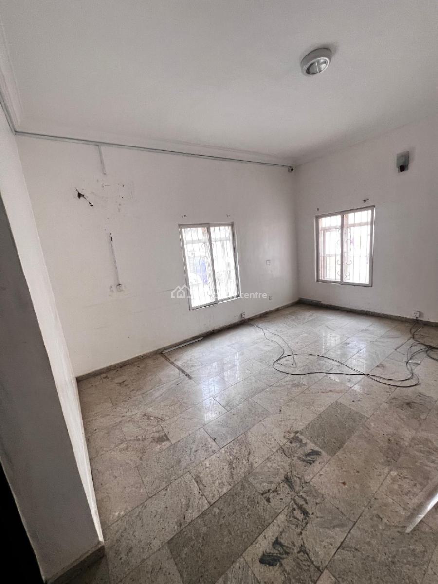 Spacious 5-bedroom Semi-detached Duplex with 1-room Bq, Lekki Phase 1, Lekki, Lagos, Semi-detached Duplex for Rent