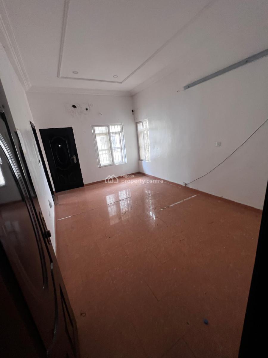 Spacious 5-bedroom Semi-detached Duplex with 1-room Bq, Lekki Phase 1, Lekki, Lagos, Semi-detached Duplex for Rent