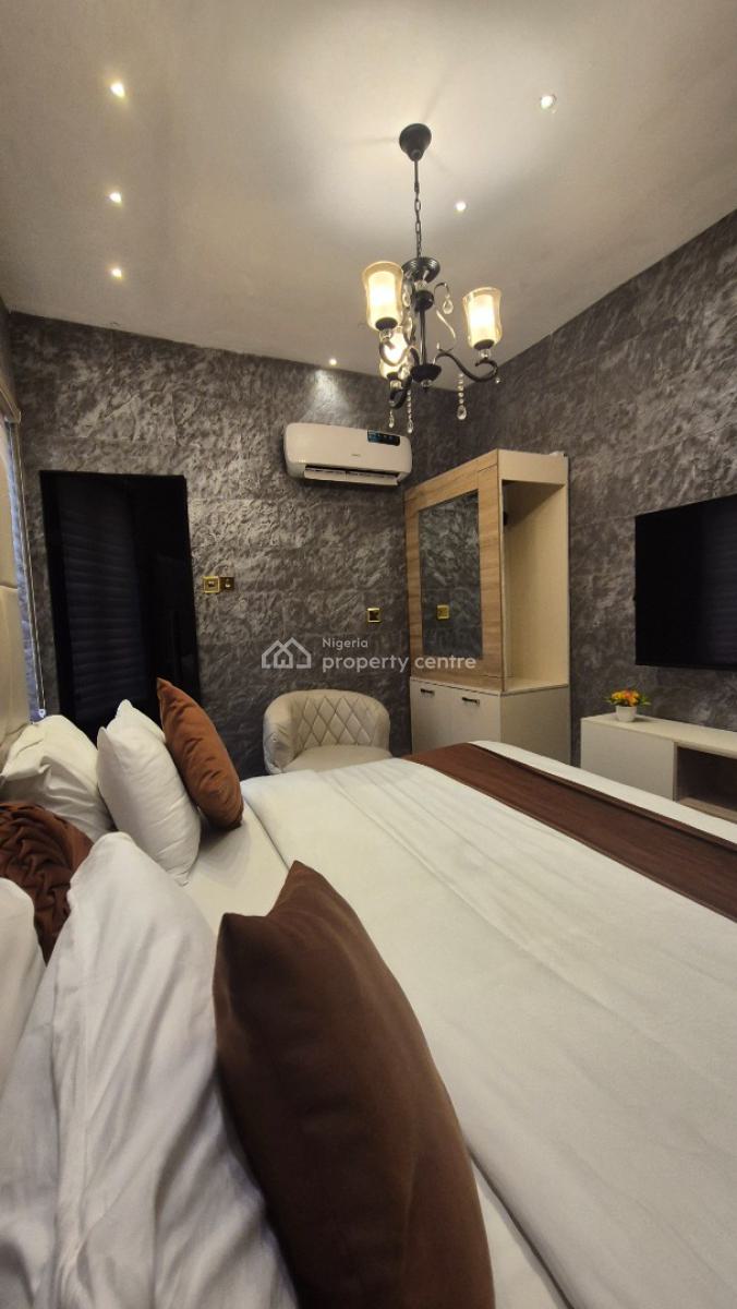 Luxurious 1 Bedroom Apartment for Your Family Home Away Experience., Off Issac John Street Gra Ikeja, Ikeja Gra, Ikeja, Lagos, Flat / Apartment Short Let