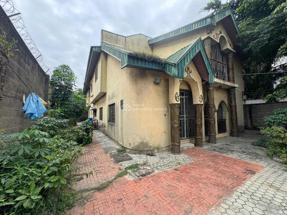 647sqm with Drive Way & Demolishable Structure, in an Estate, Adeniyi Jones, Ikeja, Lagos, Residential Land for Sale