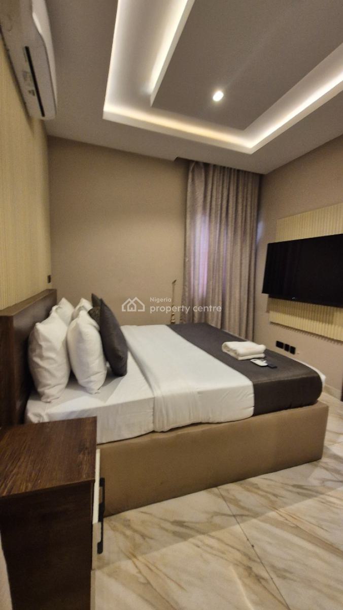 Luxurious 3 Bedroom Apartment for Your Family Home Away Experience., Off Issac John Street Gra Ikeja, Ikeja Gra, Ikeja, Lagos, Flat / Apartment Short Let