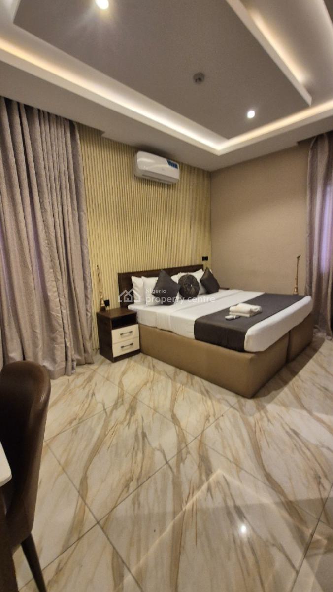 Luxurious 3 Bedroom Apartment for Your Family Home Away Experience., Off Issac John Street Gra Ikeja, Ikeja Gra, Ikeja, Lagos, Flat / Apartment Short Let