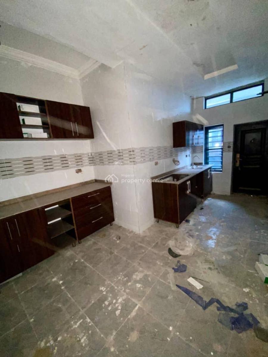 Contemporary Built 3 Bedroom Apartment in a Serene Environment, Contemporary Built 3 Bedroom Apartment in a Serene Environment, Yaba, Lagos, House for Sale