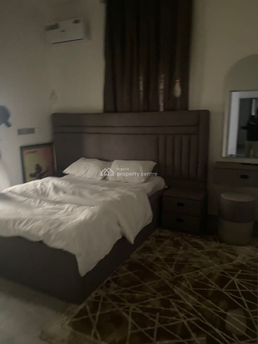 a 12 Units of Luxuriously  Furnished Newly Built 2 Bedroom Flats., in The Presidential Villa, Asokoro District, Abuja, Flat / Apartment for Rent