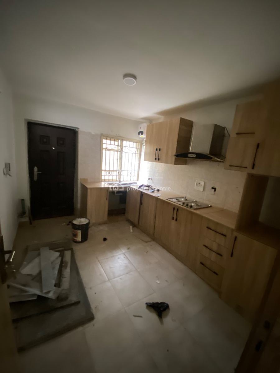 Serviced 3 Bedroom Apartment, Lekki Right Side, Lekki Phase 1, Lekki, Lagos, Flat / Apartment for Rent