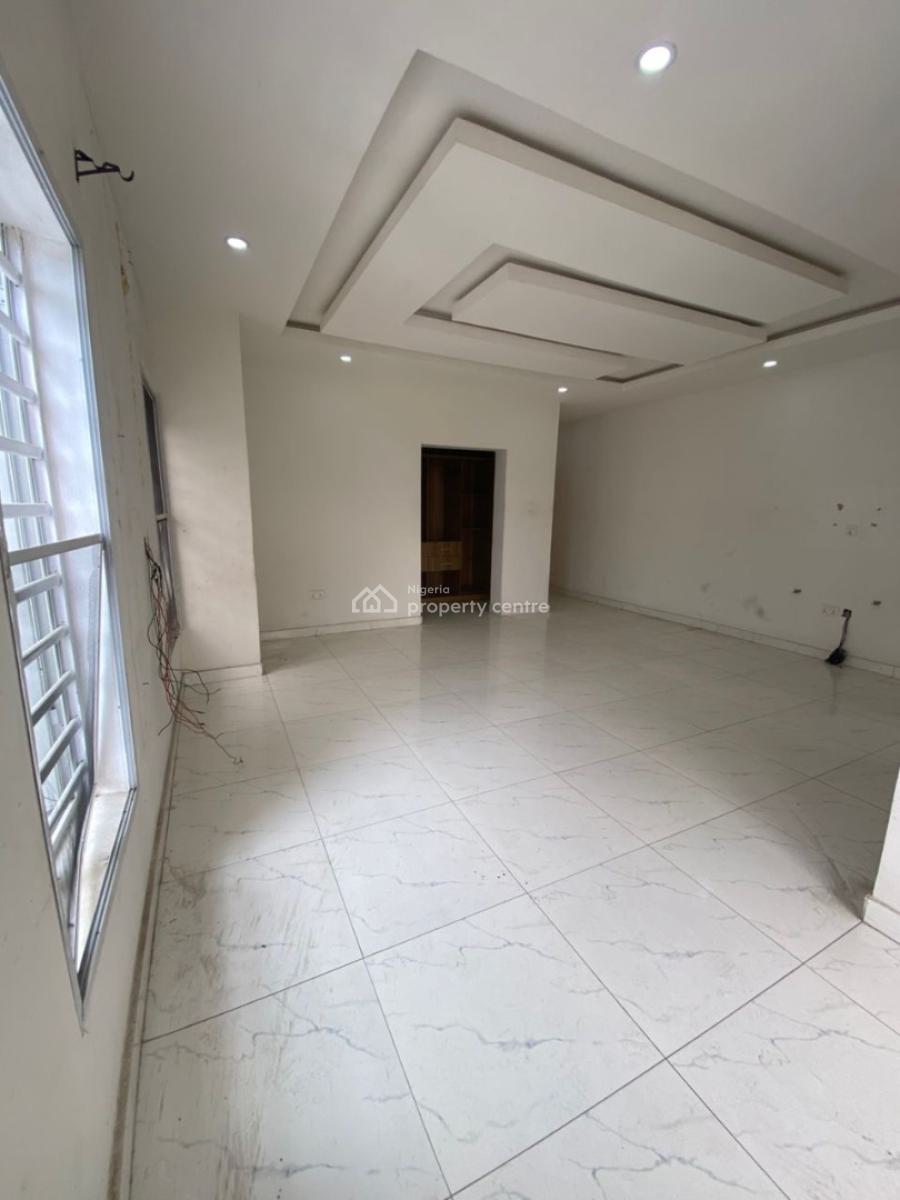 Spacious Masters Room in a Shared Apartment, Orchid, Lekki, Lagos, Self Contain (single Rooms) for Rent