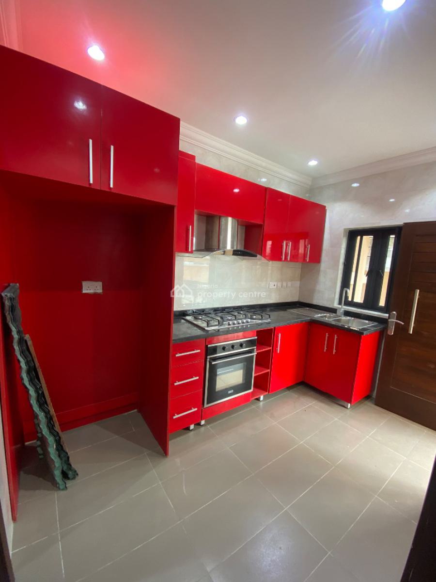 Self Serviced 3 Bedroom Flat, Off Freedom Way, Lekki Phase 1, Lekki, Lagos, Flat / Apartment for Rent
