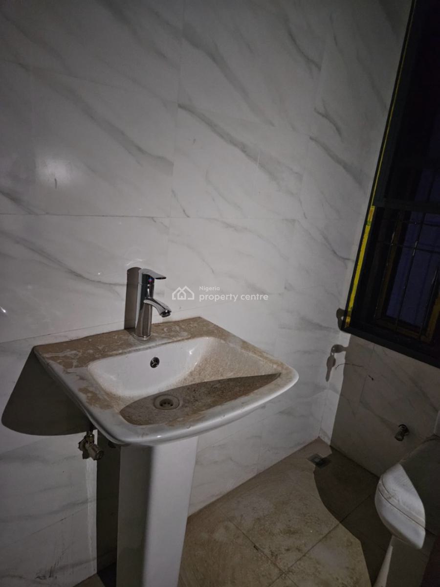 Brandnew 4 Bedroom Duplex with B/q, By Emerald Flower City Estate, Lokogoma District, Abuja, Semi-detached Duplex for Rent