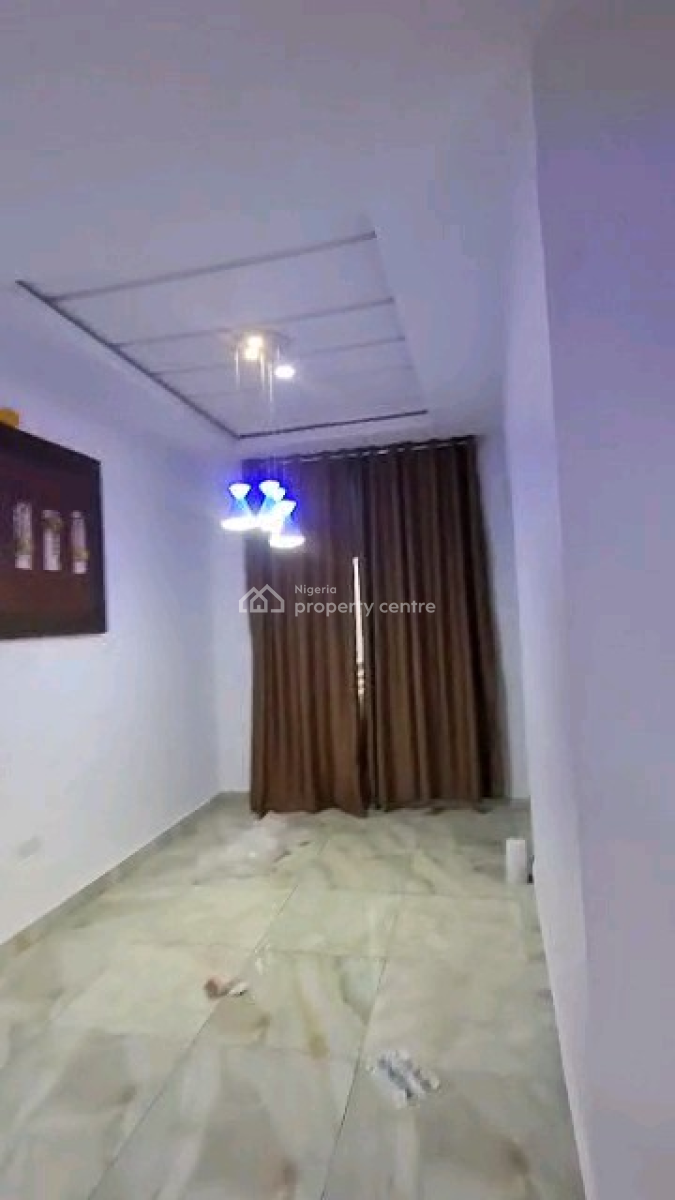 Spacious 2-bedroom Flat in Guzape Main, Abuja, Guzape District, Abuja, Flat / Apartment for Rent