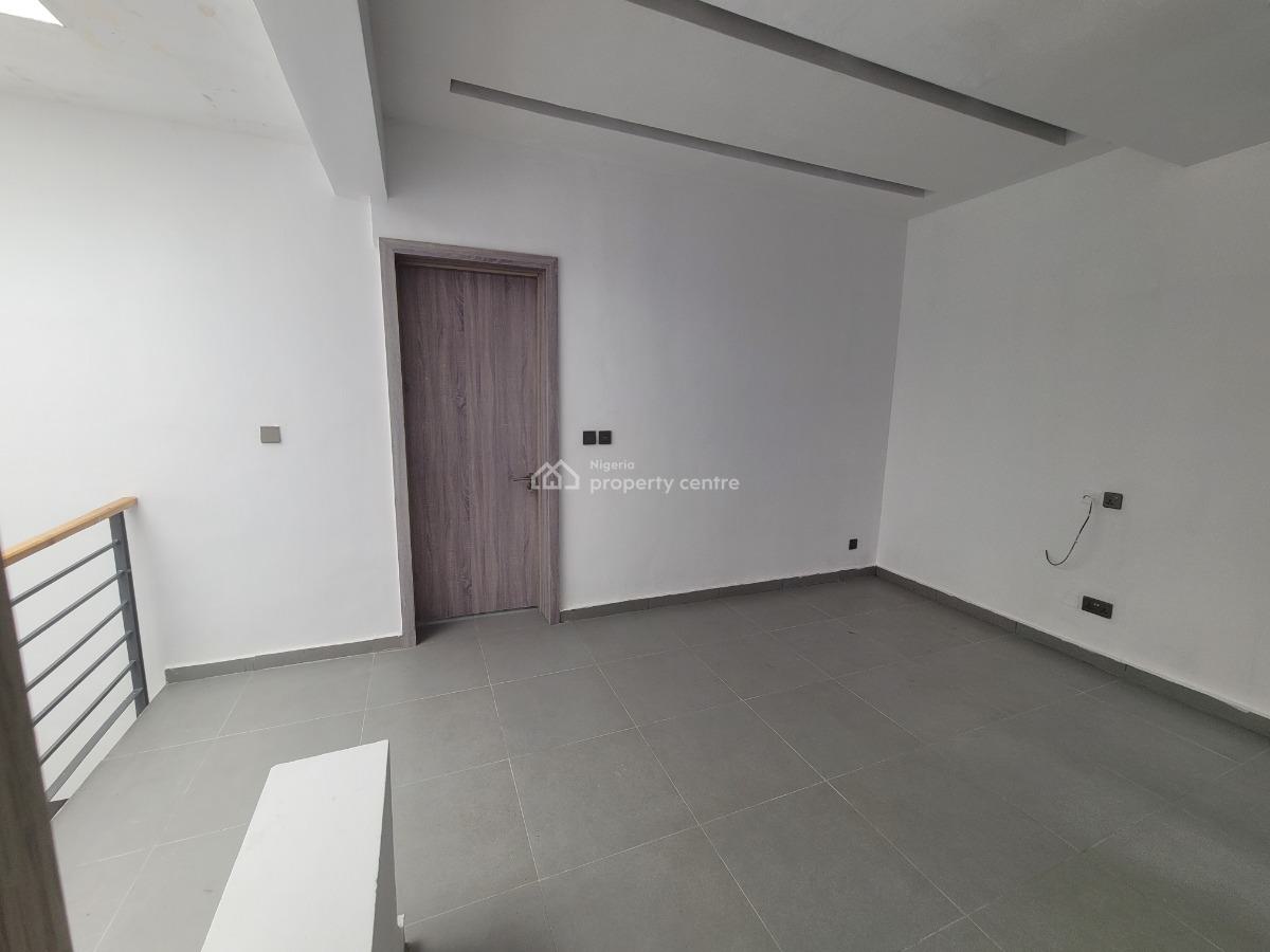Luxury 3-bedroom Terrace House, Appleton Court, Ajiwe, Abraham Adesanya, Ajah, Lagos, Terraced Duplex for Sale