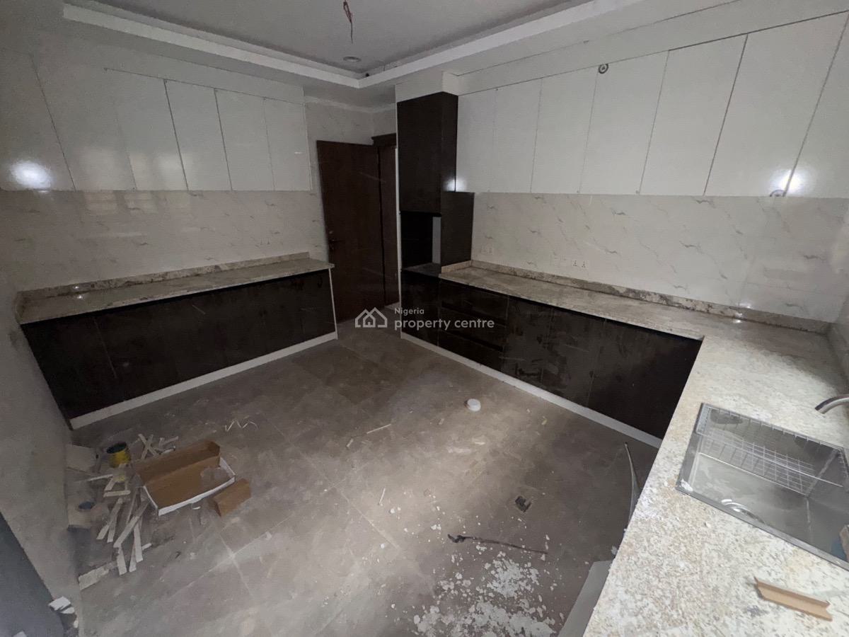 a Well Built 3 Bedroom Apartment with Bq, Elevator Available, Wuye Abuja, Wuye, Abuja, Flat / Apartment for Sale