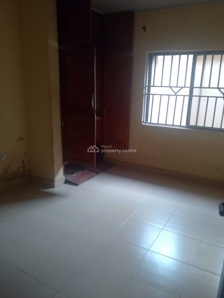 Newly Renovated 3 Bedroom Apartment ( Upstairs) Pvc, Thomas Estate, Ajah, Lagos, Flat / Apartment for Rent