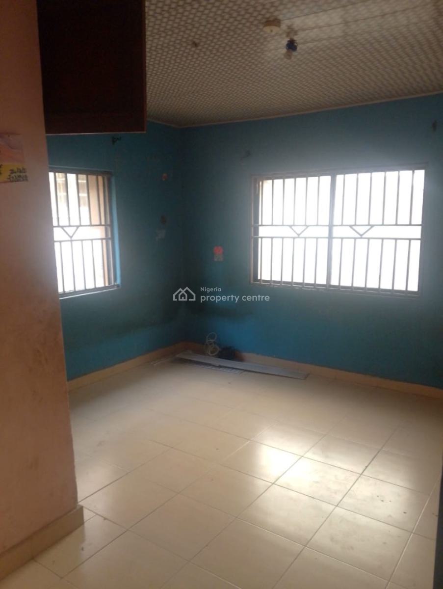 Newly Renovated 3 Bedroom Apartment ( Upstairs) Pvc, Thomas Estate, Ajah, Lagos, Flat / Apartment for Rent