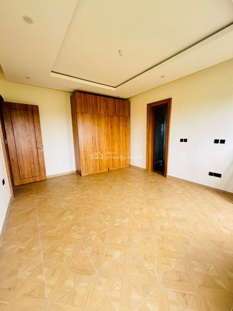 Luxuriously Built 2 Bedroom Flat, Lekki Phase 1, Lekki, Lagos, Flat / Apartment for Rent