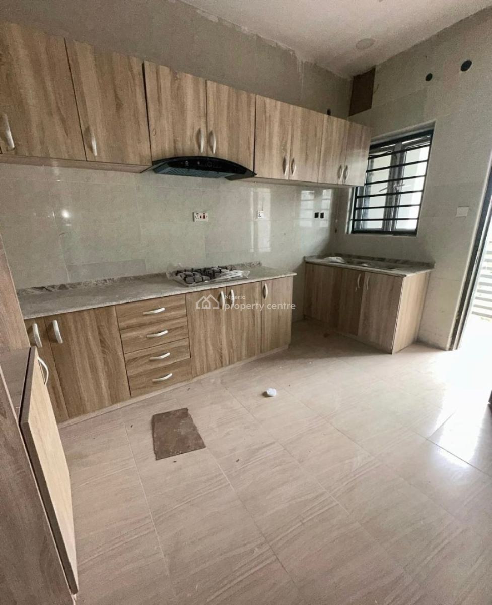 3 Bedroom Flat on The First Floor, Wuye, Abuja, Flat / Apartment for Rent