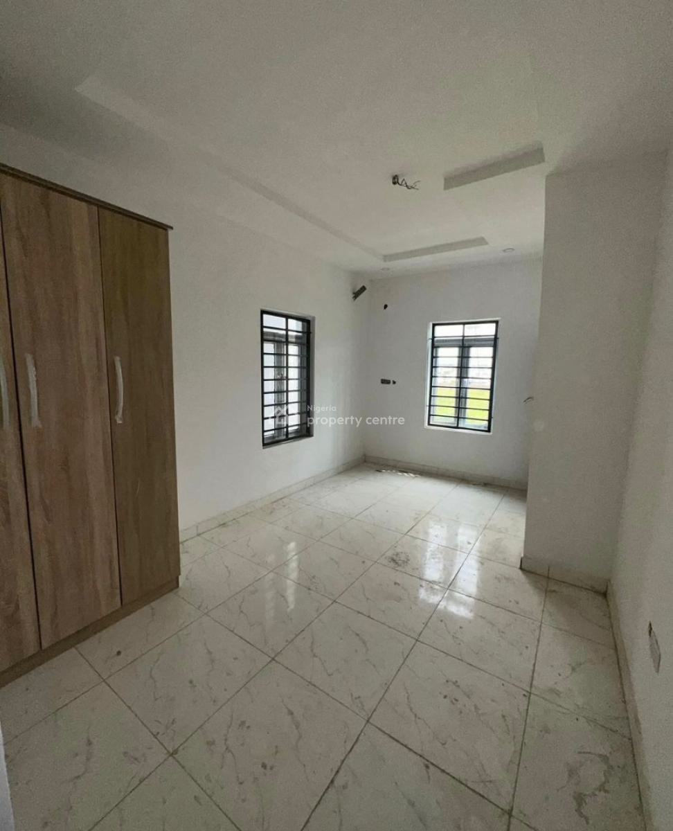 3 Bedroom Flat on The First Floor, Wuye, Abuja, Flat / Apartment for Rent