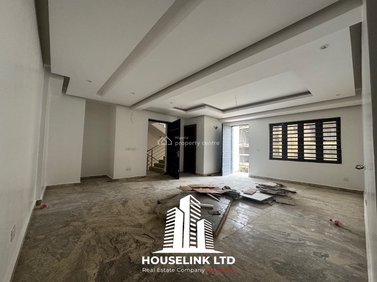 a Well Built 3 Bedroom Apartment with Bq & Elevator Available, Wuye Abuja, Wuye, Abuja, Flat / Apartment for Sale