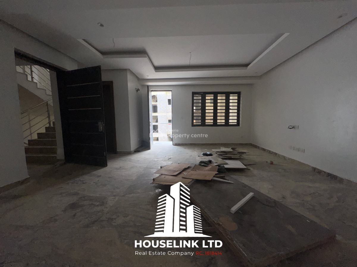 a Well Built 3 Bedroom Apartment with Bq & Elevator Available, Wuye Abuja, Wuye, Abuja, Flat / Apartment for Sale