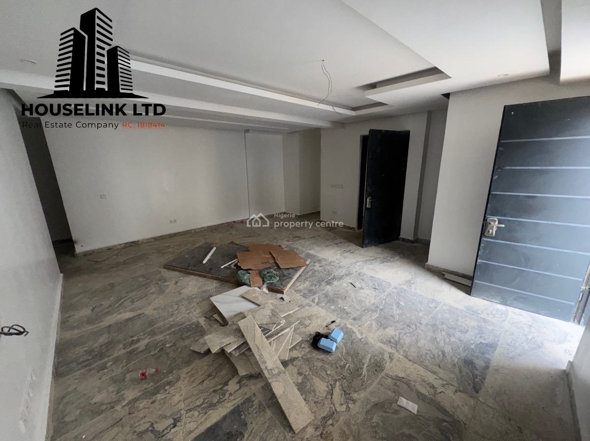 a Well Built 3 Bedroom Apartment with Bq & Elevator Available, Wuye Abuja, Wuye, Abuja, Flat / Apartment for Sale