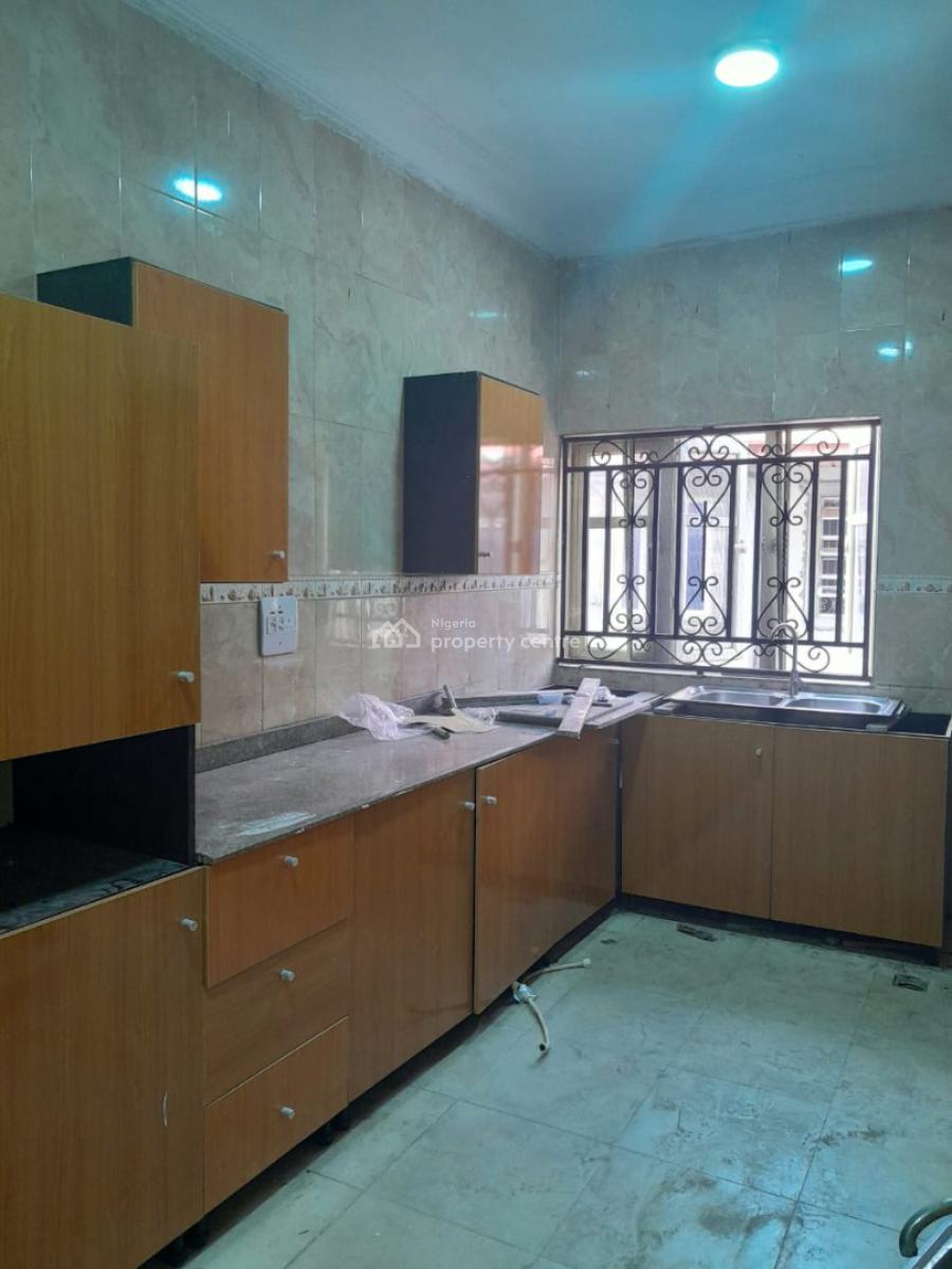 Luxury 3 Bedroom Apartment with Excellent Facilities, Thomas Estate, Ajah, Lagos, Flat / Apartment for Rent