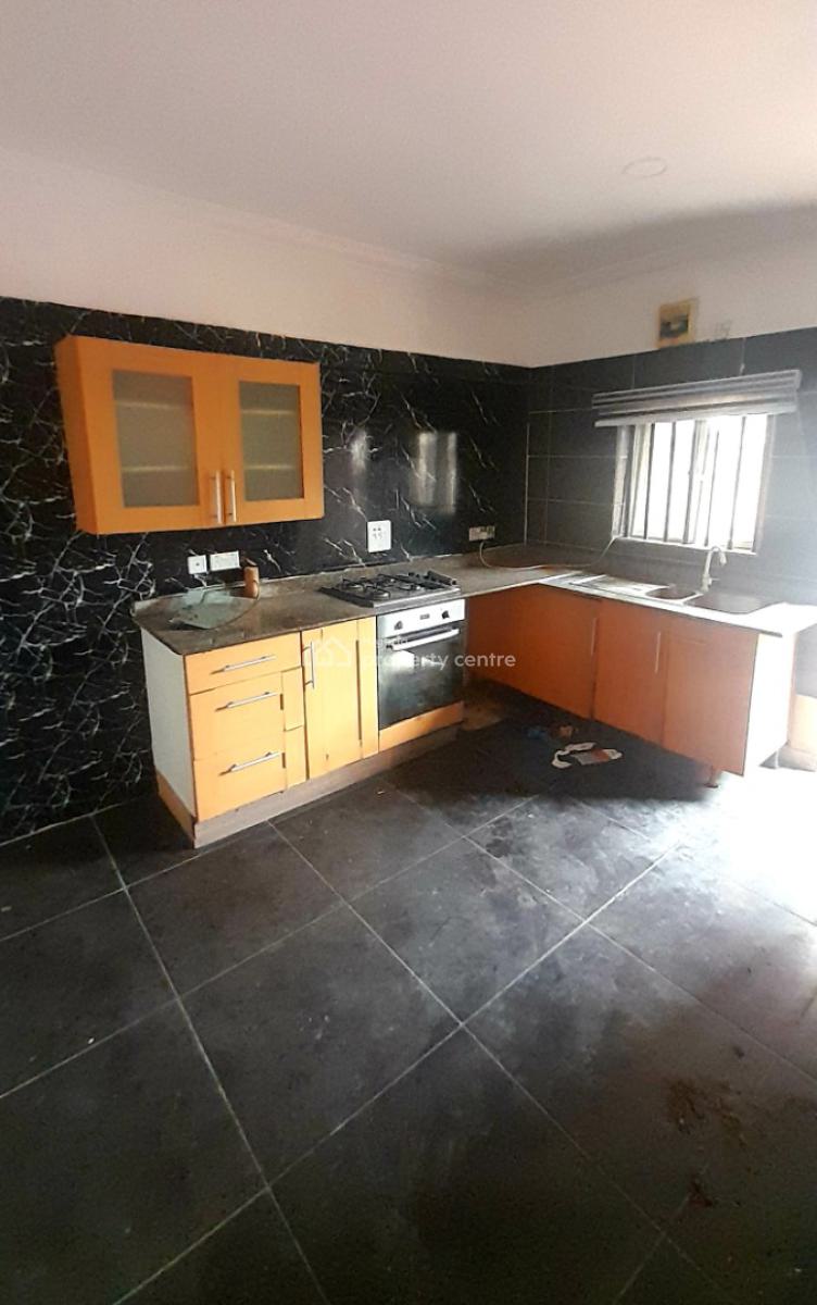Serviced 4 Bedroom Terraced Duplex with Bq, Osapa, Lekki, Lagos, Terraced Duplex for Sale