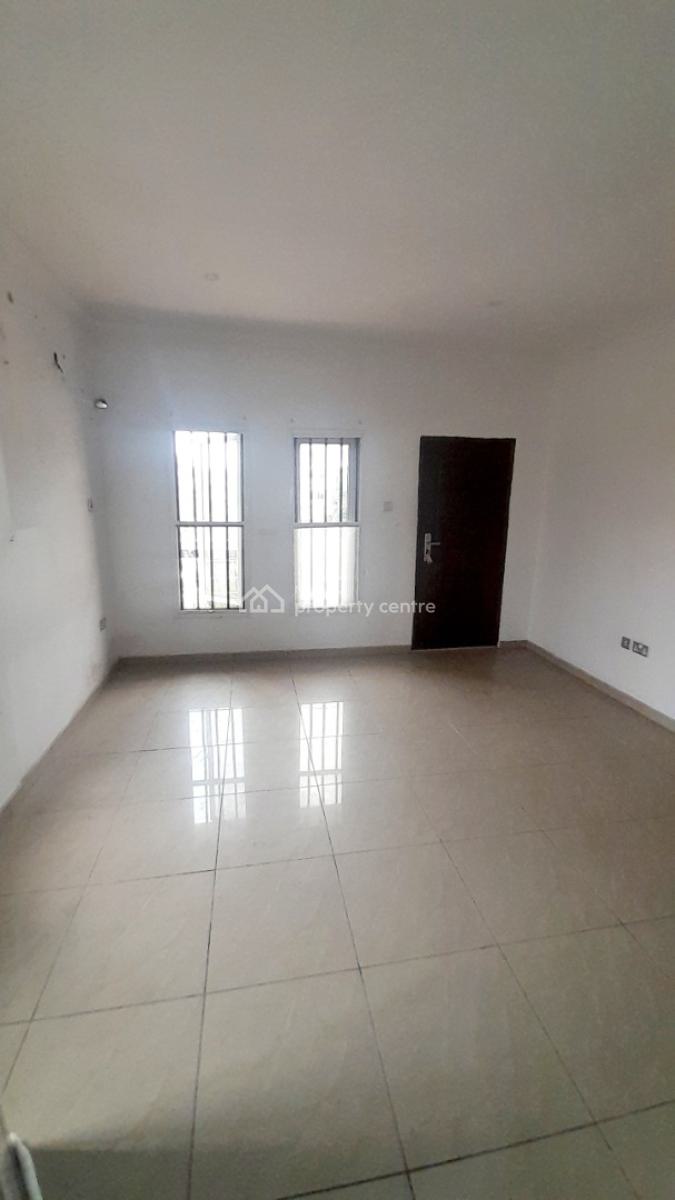 Serviced 4 Bedroom Terraced Duplex with Bq, Osapa, Lekki, Lagos, Terraced Duplex for Sale