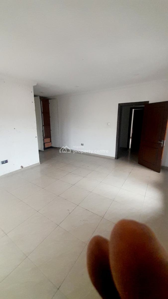 Serviced 4 Bedroom Terraced Duplex with Bq, Osapa, Lekki, Lagos, Terraced Duplex for Sale