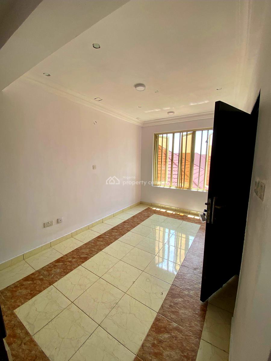 Very Decent Serviced 3 Bedroom Apartment, Osapa London, Osapa, Lekki, Lagos, Flat / Apartment for Sale