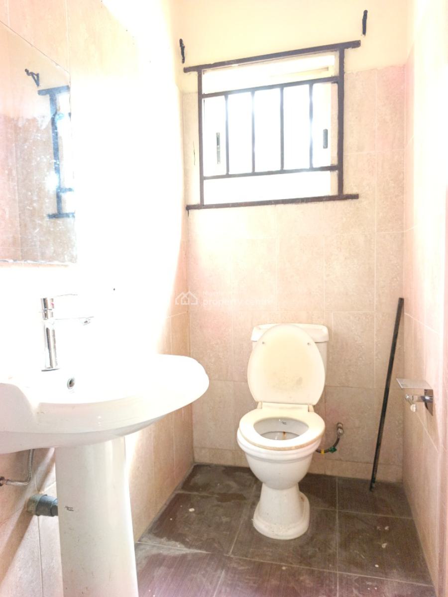 Smart Spacious 3 Bedrooms Apartment in Very Good Estate., in Good Estate at Ikota Lekki Lagos., Ikota, Lekki, Lagos, Flat / Apartment for Rent